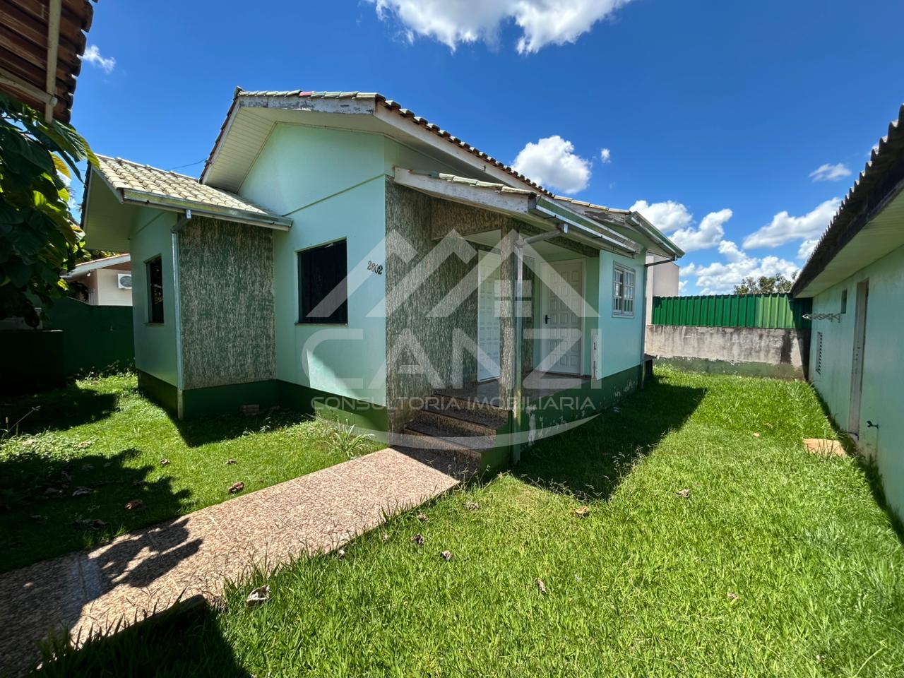 Casa localizada no Jardim Marchese, contendo 03 quartos, em Realeza-PR.