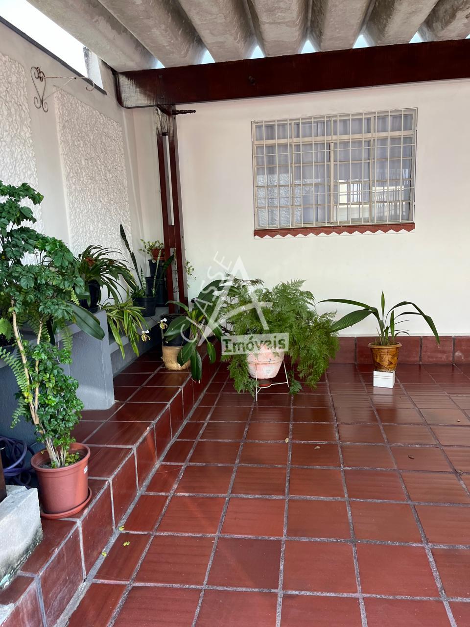 CASA À VENDA NA VILA ASSIS BRASIL - 2 QUARTOS, EXCELENTE LOCAL...