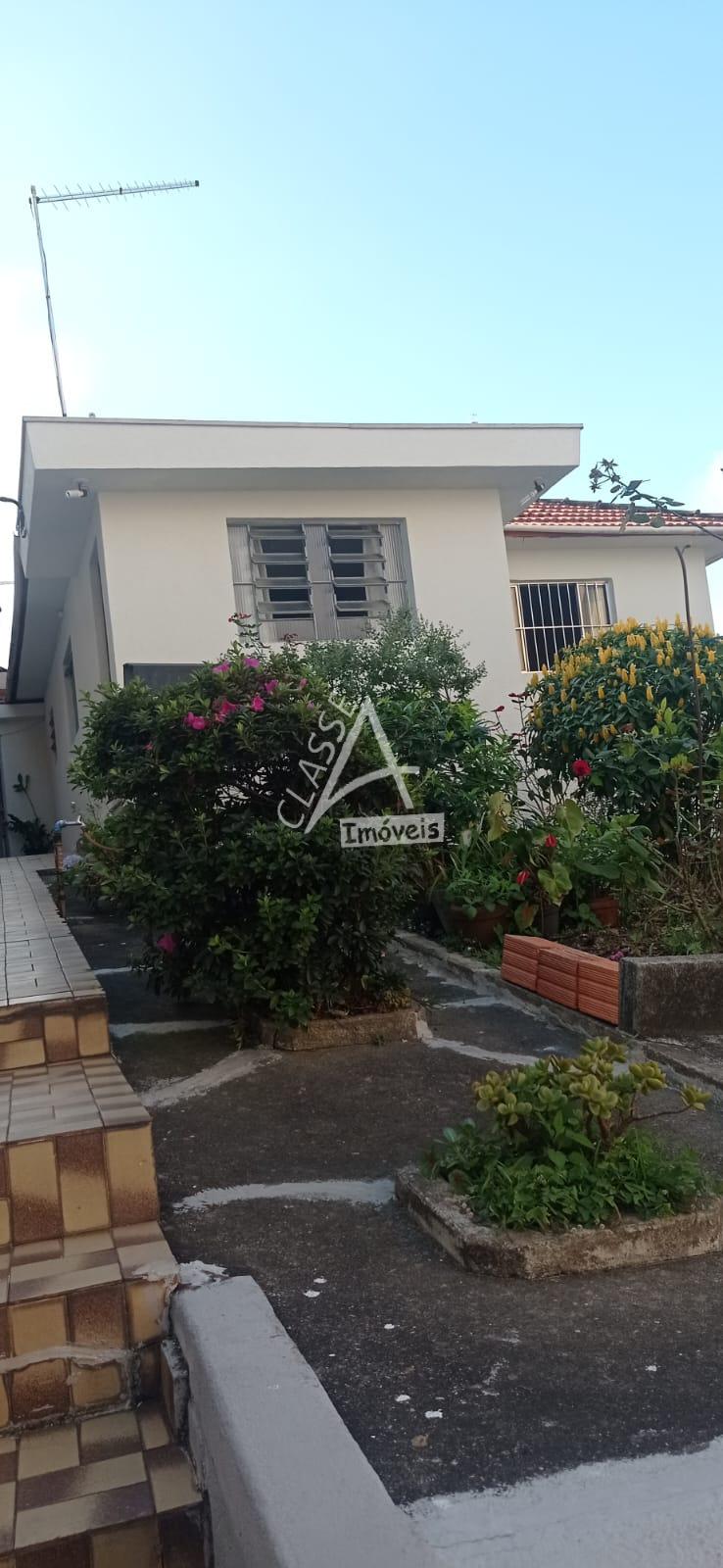 VENDO NO BAIRRO VILA VITÓRIA EM MAUA IMÓVEL COM 03 CASAS NO QU...