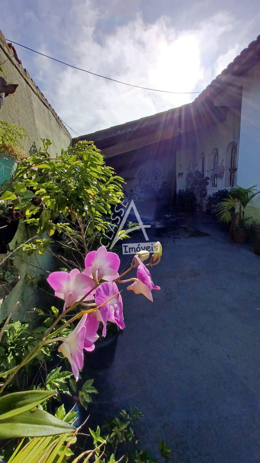 VENDE-SE ÓTIMA CASA NO JARDIM MAUÁ, 209 M2 DE CONSTRUÇÃO