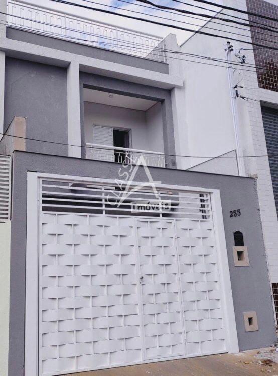 Casa a venda com 4 suítes, espaço gourmet e 4 vagas em Mauá