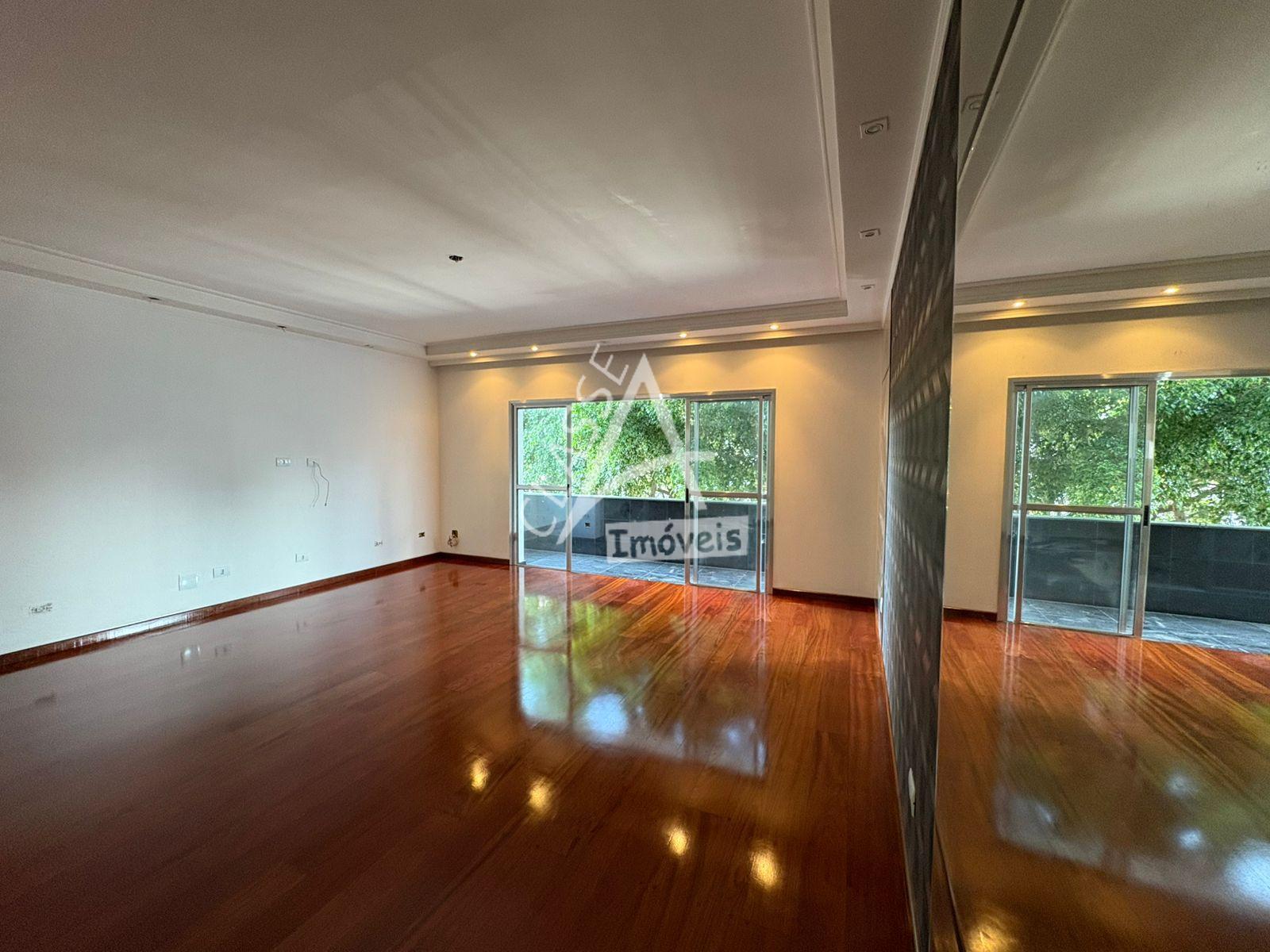 Apartamento com 160 metros, 4 dormitórios 1 suíte  - Centro Sa...