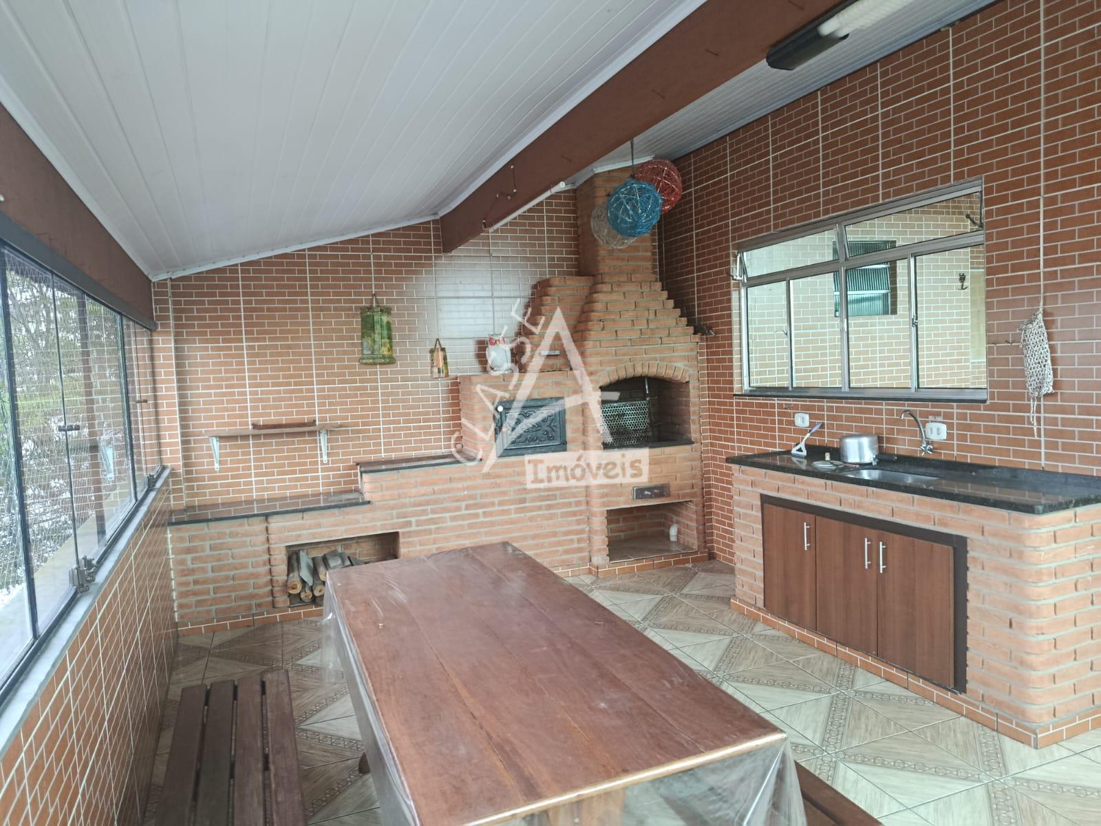 Linda Casa a Venda no Jardim Miranda D´Aviz em Mauá com 02 Suí...