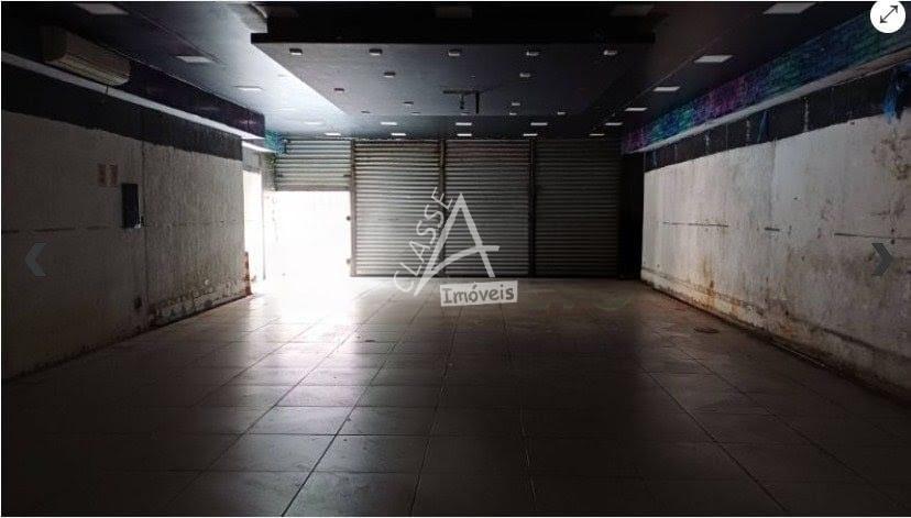 Sal?o comercial com 130m  de ?rea total, sendo 112m  de loja, ...