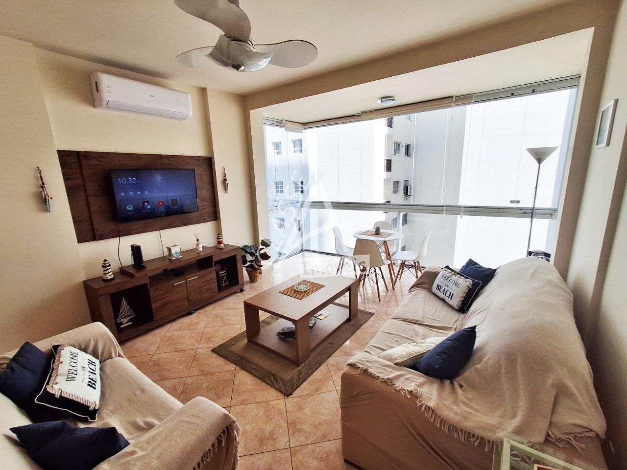 Apartamento mobiliado a venda em SANTOS, pé na areia com 2 qua...