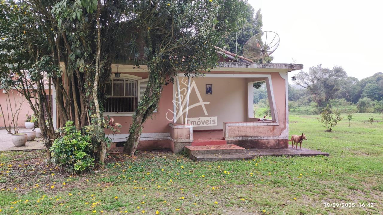 Oportunidade Única: Terreno de Grande Potencial no Bairro Somm...