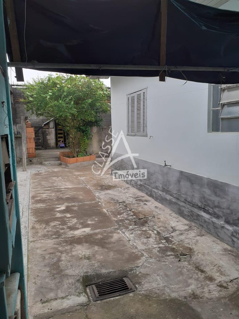 Vendo Excelente Terreno Totalmente plaino com Casa Antiga na V...