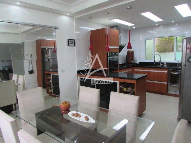 Sobrado com 5 dormitórios à venda, 230 m² por R$ 680.000 - Ali...