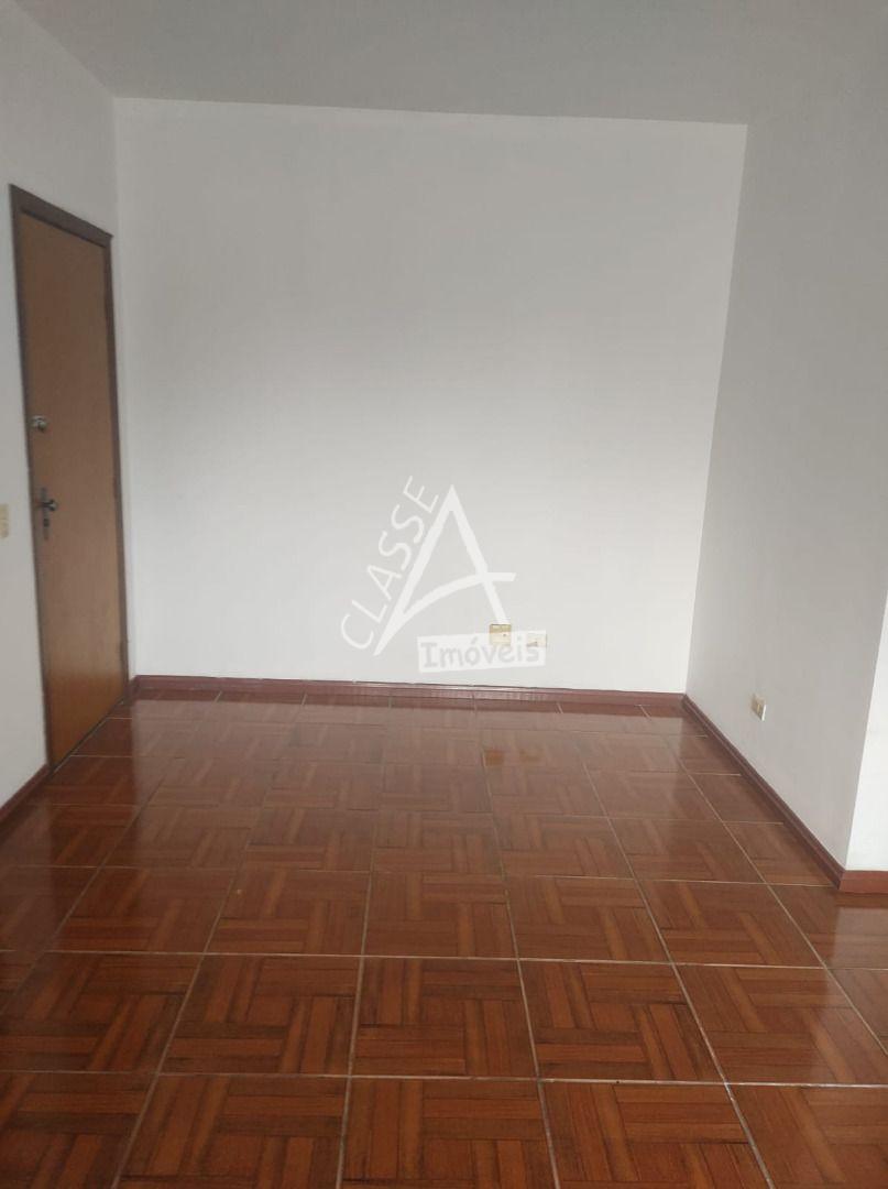 Apartamento com 2 dormitórios à venda, 84 m² por R$ 330.000 - ...