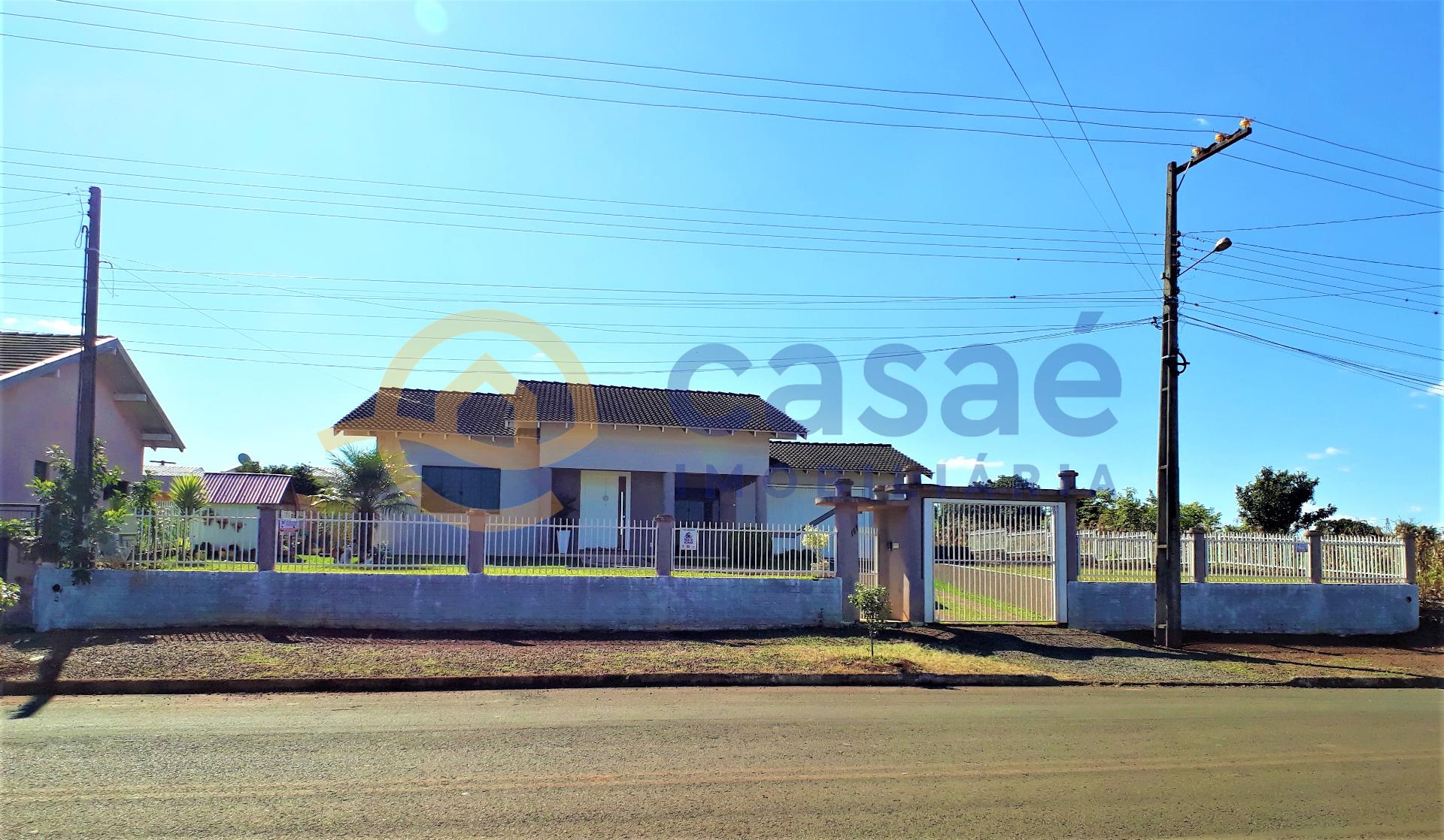 Linda casa  venda, 3 quartos, sute, garagem enorme, terreno dos sonhos de 924m , cozinha planejada