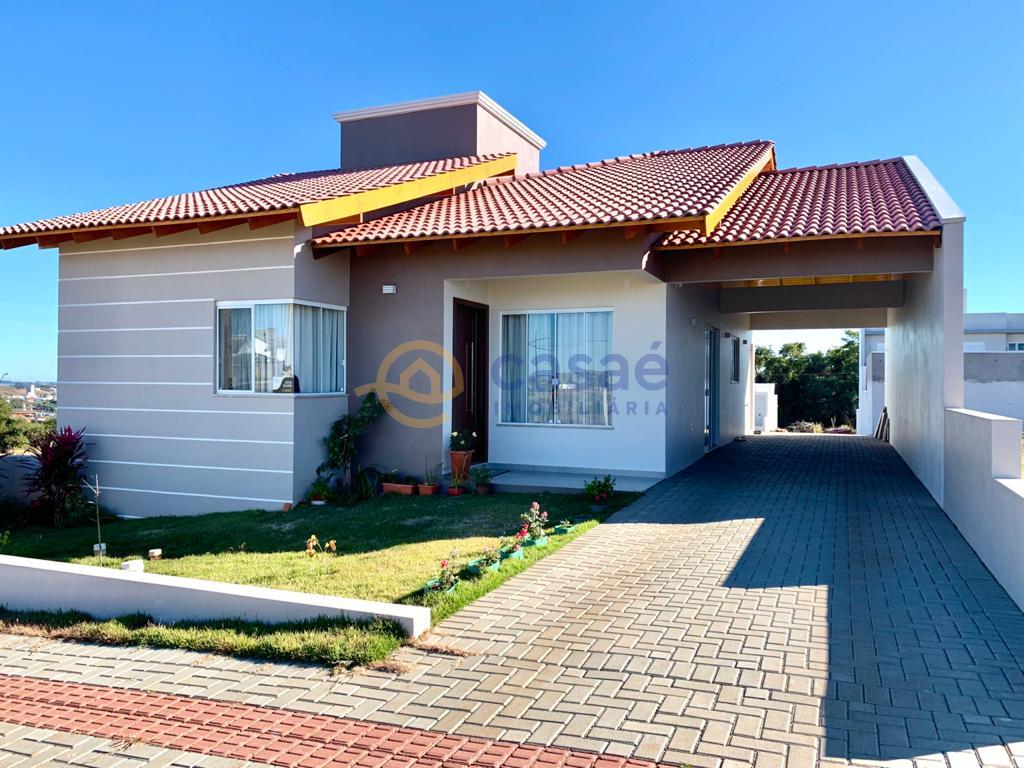 Linda casa de 3 quartos  venda no loteamento Parque das Torres, Bairro Tacca