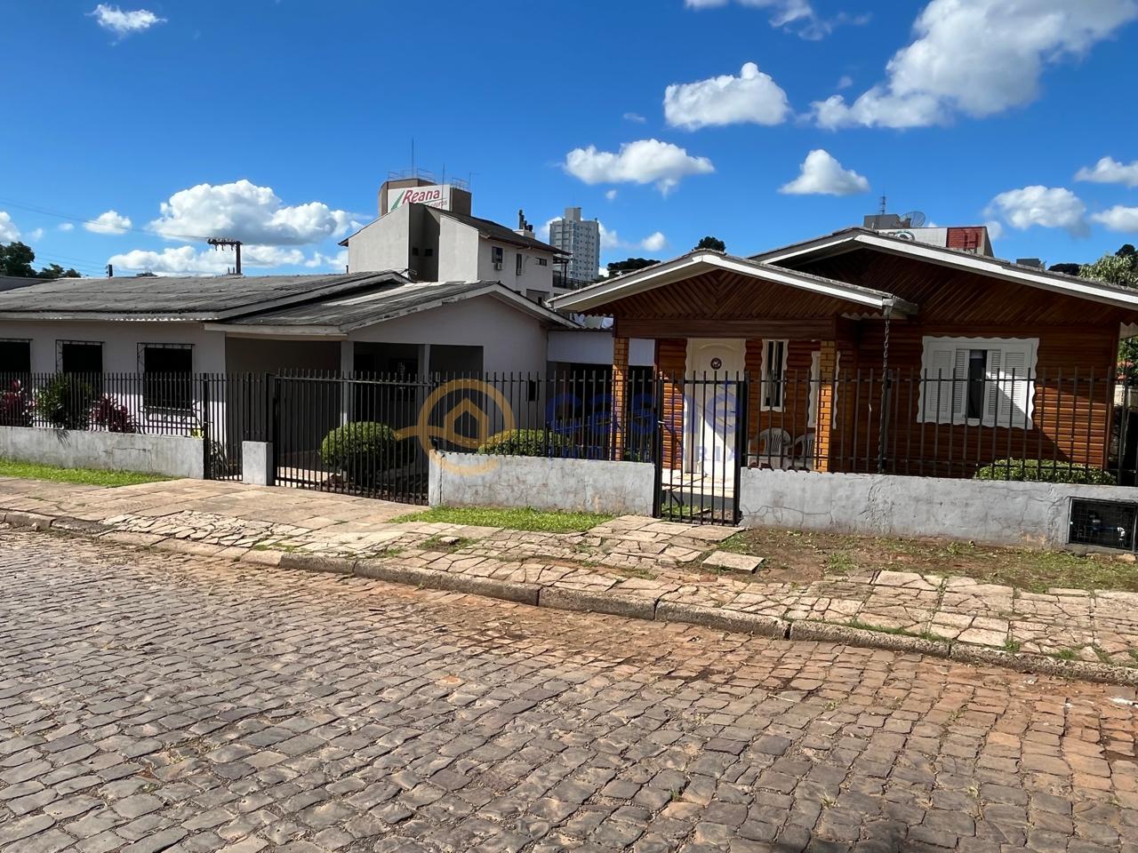 Sala Comercial com duas casas a venda