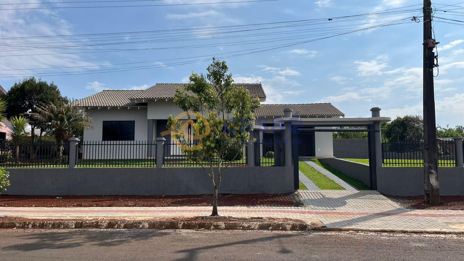 Casa a venda no Nossa Senhora de Lurdes por R  799.000,00 em X...