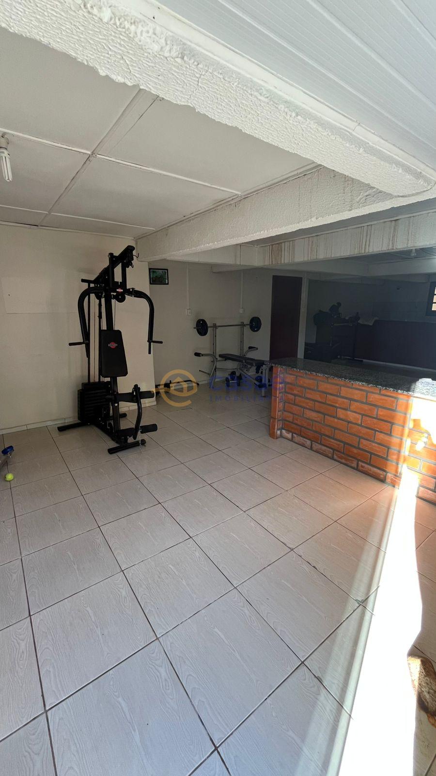 CASA  A VENDA NO BAIRRO JOO BATISTA TONIAL, COM 800m . 980.000,00 EM XANXER-SC