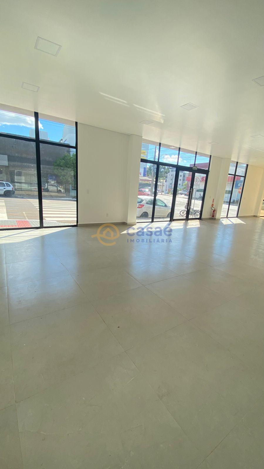 SALA COMERCIAL PARA LOCAÇÃO  CENTRO DE XANXERÊ POR R  6.800,00