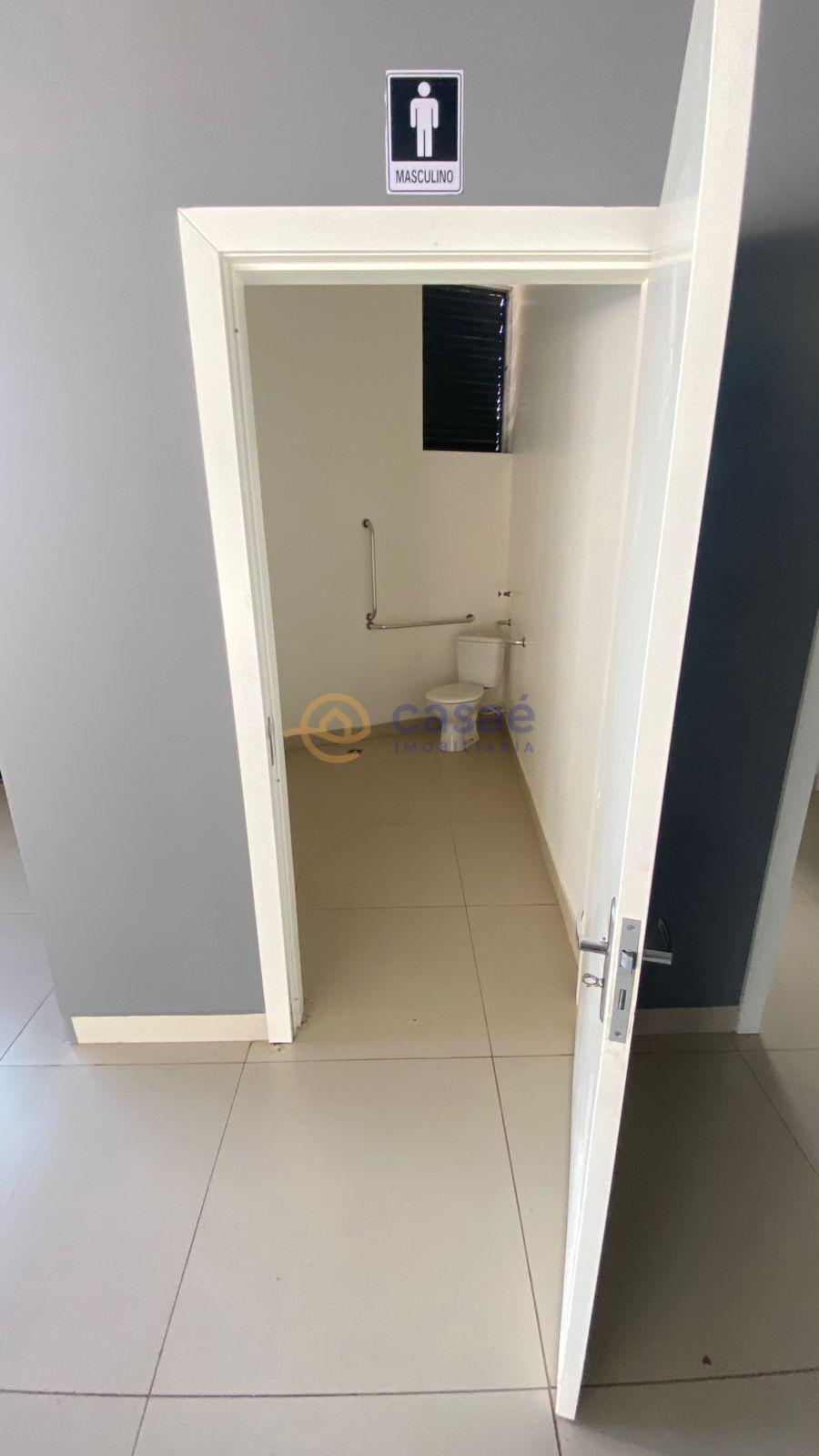 SALA COMERCIAL PARA LOCAÇÃO CENTRO DE XANXERÊ POR R 6.800,00