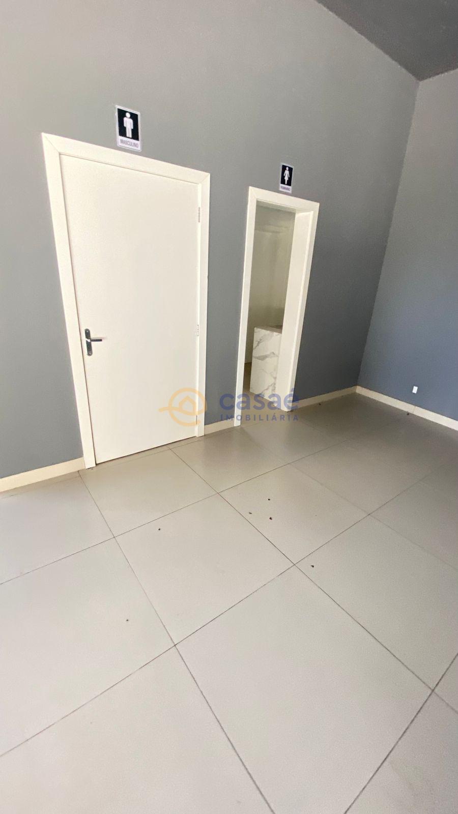 SALA COMERCIAL PARA LOCAÇÃO  CENTRO DE XANXERÊ  POR R  5.000,00