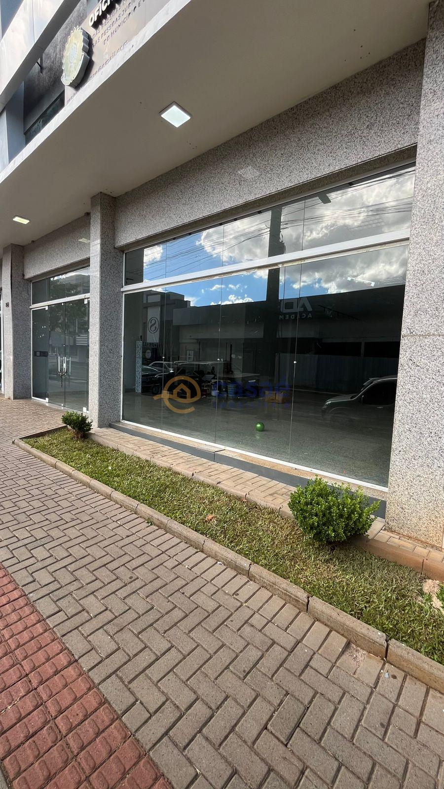 SALA COMERCIAL TERREO PARA LOCAÇÃO  CENTRO DE XANXERÊ, POR R  ...