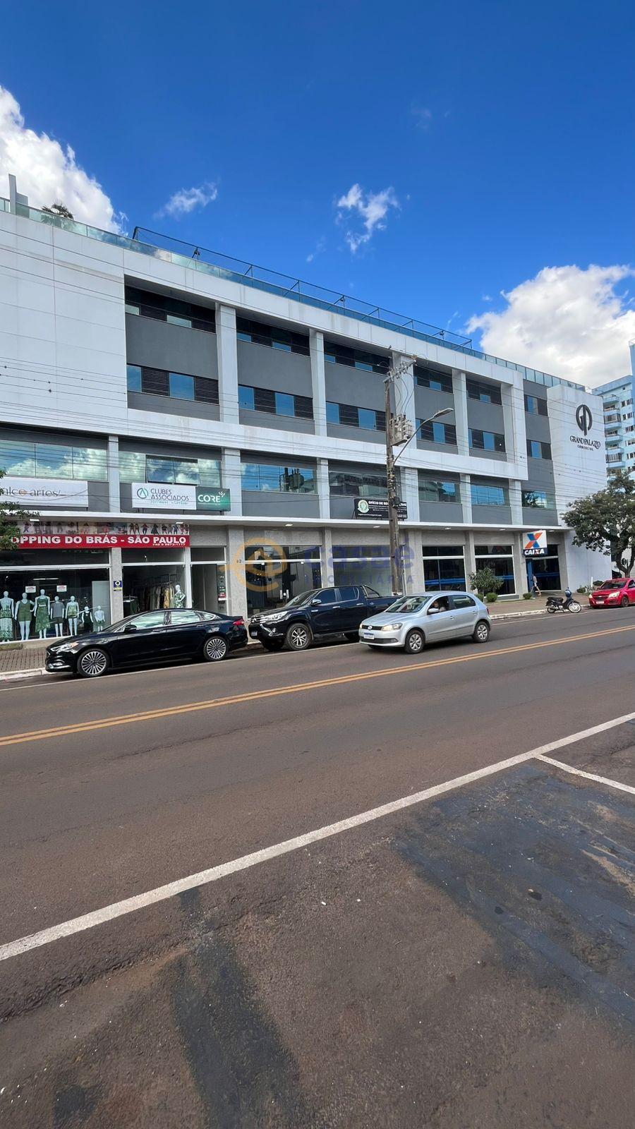 SALA COMERCIAL 1° ANDAR PARA LOCAÇÃO  CENTRO DE XANXERÊ, POR R...