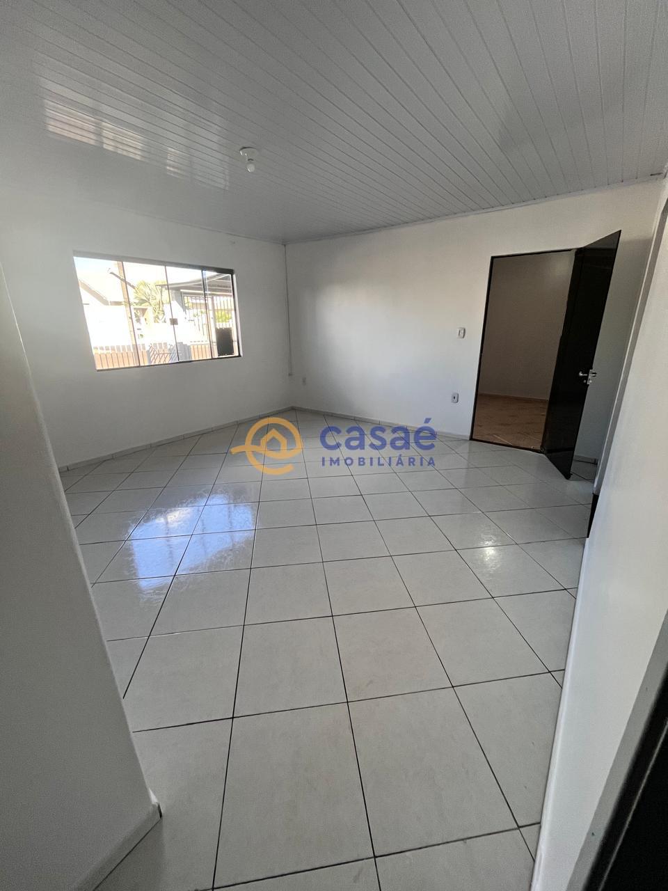CASA COM SUÍTE A VENDA  NO BAIRRO DOS ESPOTES