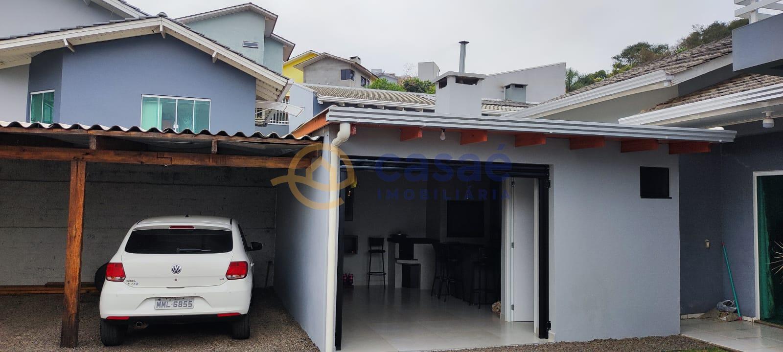 3 casas para venda, em área nobre, no bairro Tacca