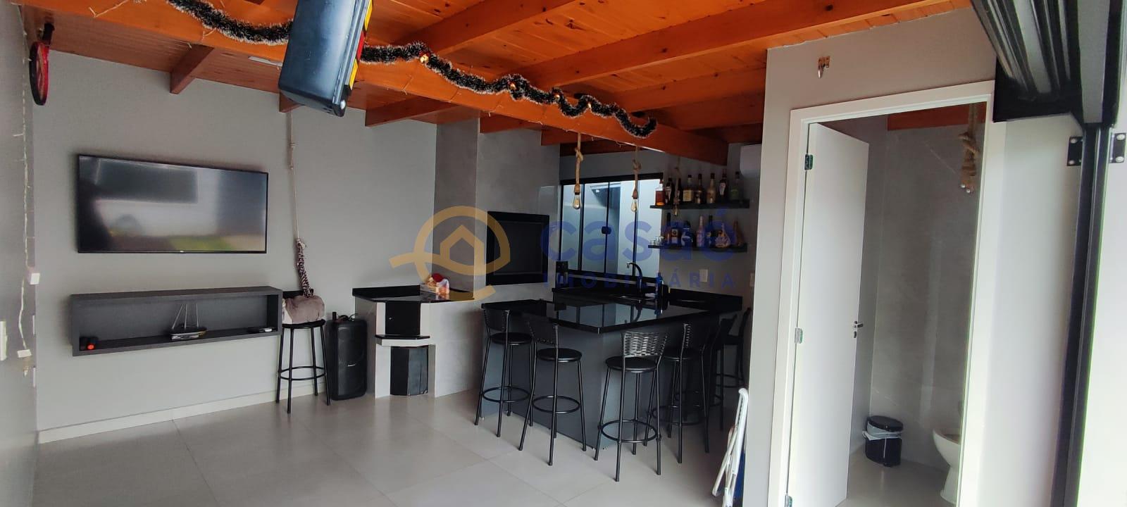 3 casas para venda, em área nobre, no bairro Tacca