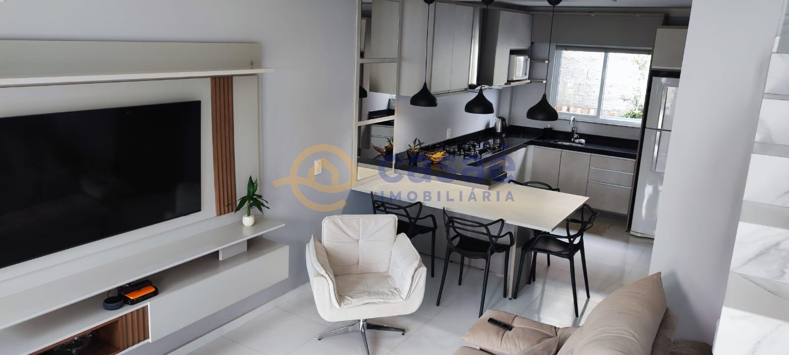 3 casas para venda, em área nobre, no bairro Tacca