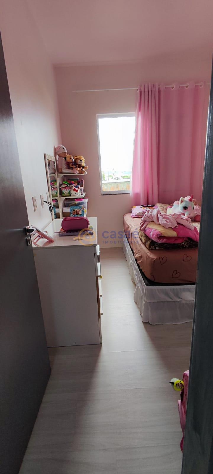3 casas para venda, em área nobre, no bairro Tacca