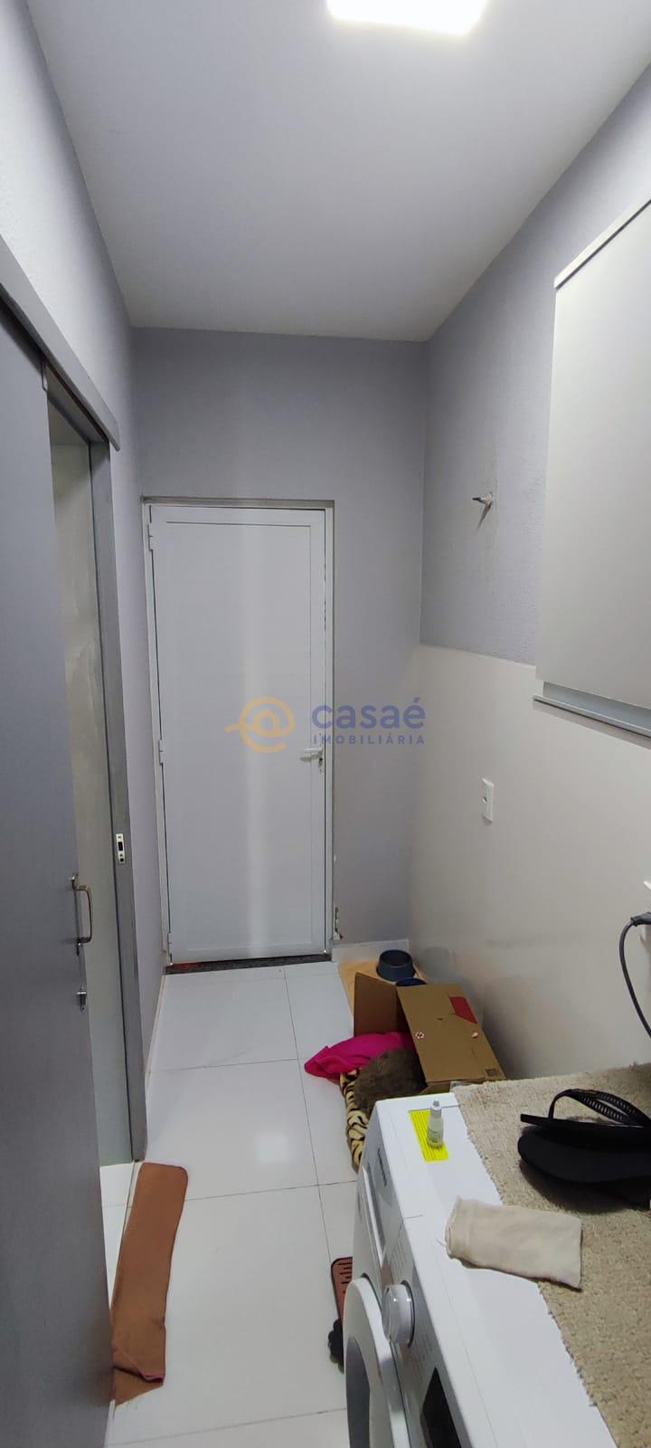 3 casas para venda, em área nobre, no bairro Tacca
