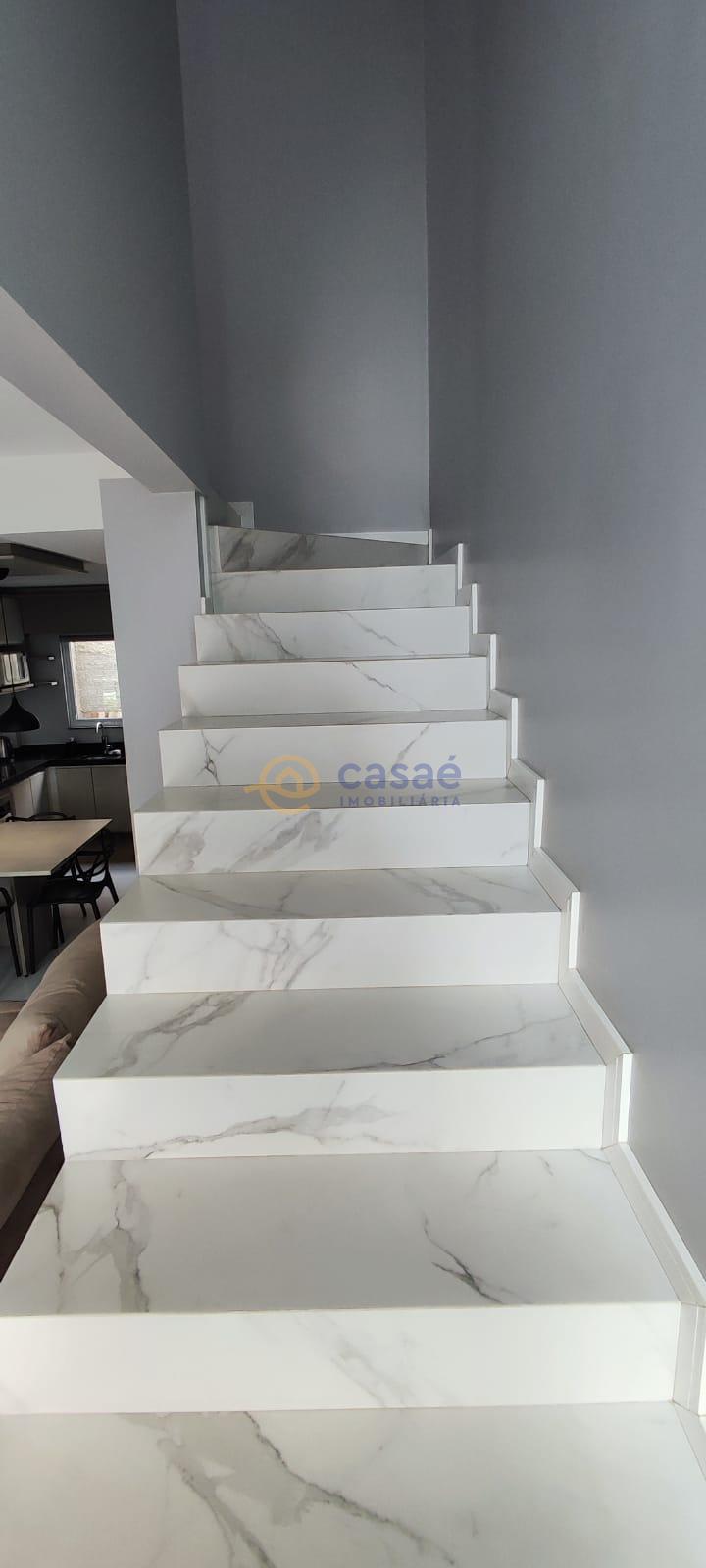 3 casas para venda, em área nobre, no bairro Tacca