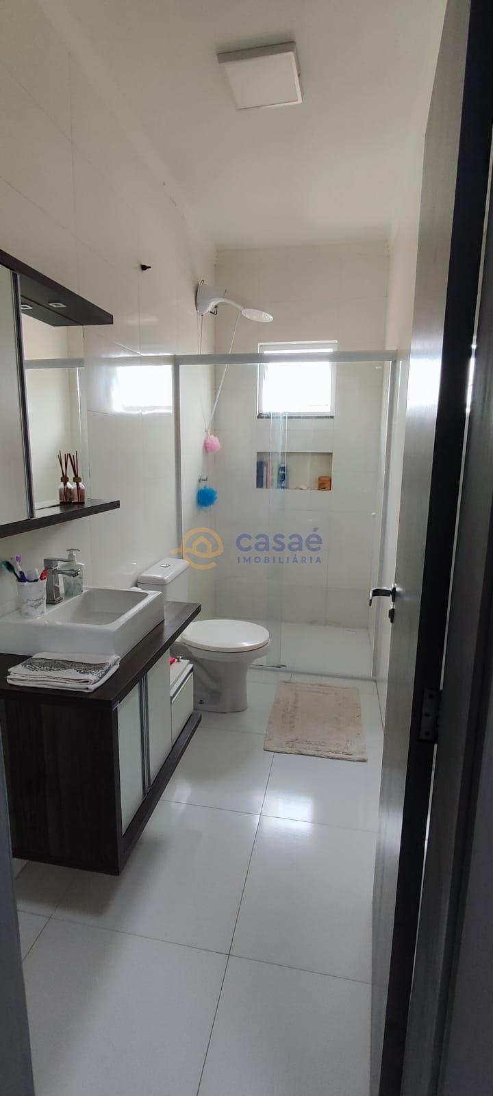 3 casas para venda, em área nobre, no bairro Tacca