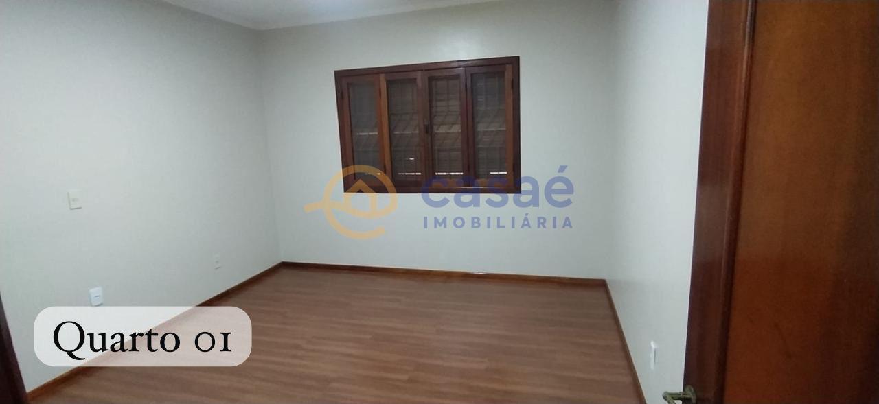 EXCELENTE CASA COM CONFORTO E VALORIZAO A VENDA EM CHAPEC
