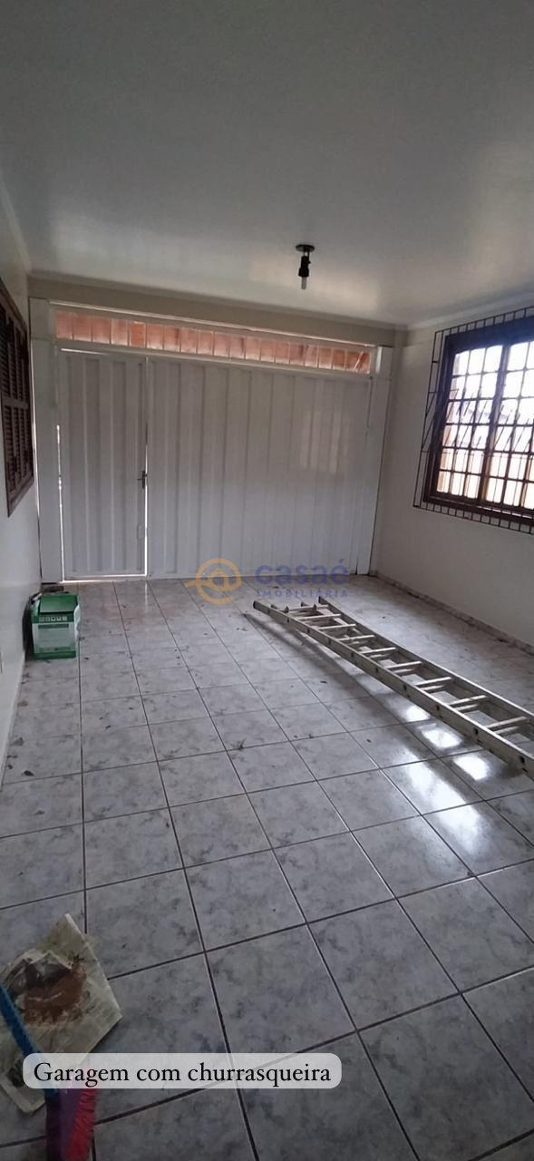 EXCELENTE CASA COM CONFORTO E VALORIZAO A VENDA EM CHAPEC