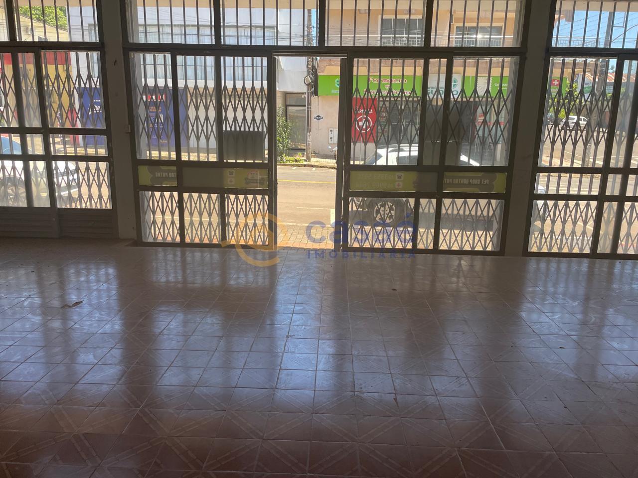 OPORTUNIDADE DE SALA COMERCIAL A VENDA NO CENTRO DE XAXIM