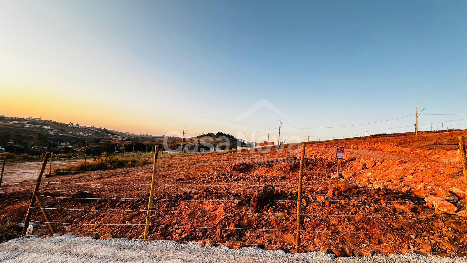 Lote com área de 250m  no bairro Real Parque em Barbacena - MG
