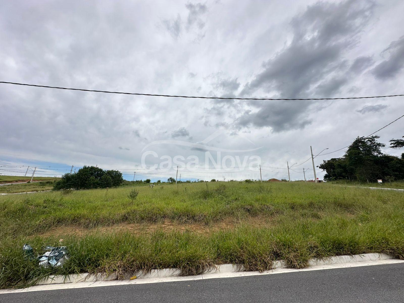 Lote a venda com 300m  no Terras de Oyama em Barbacena.