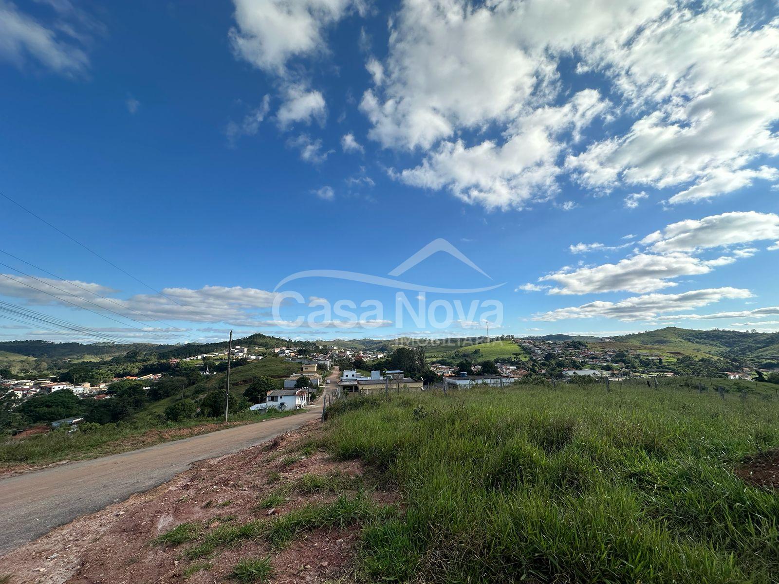 Lote com área de 915m  a venda em Antônio Carlos - MG
