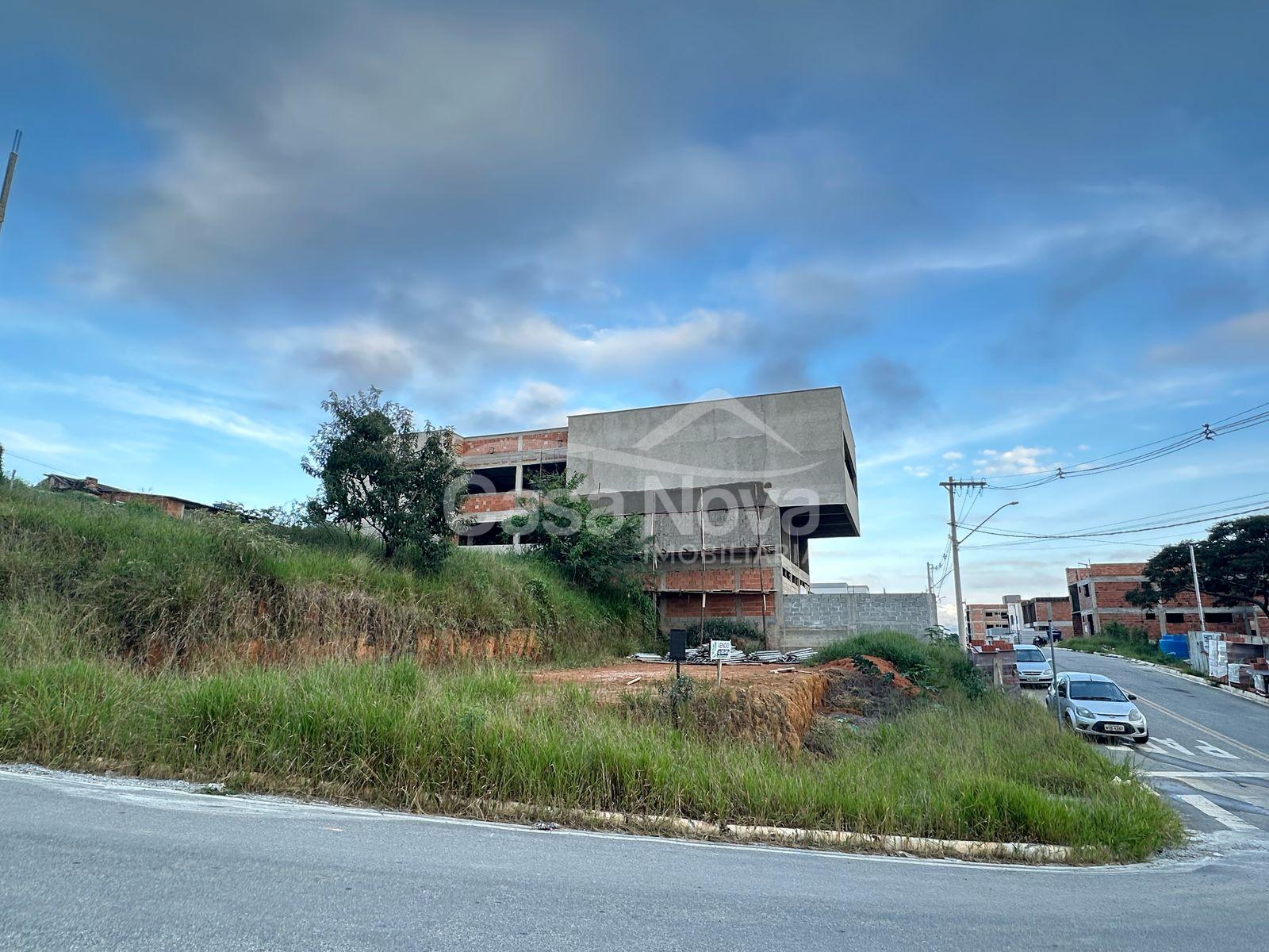 Lote a venda com 292m  no bairro Imperial em Barbacena - MG