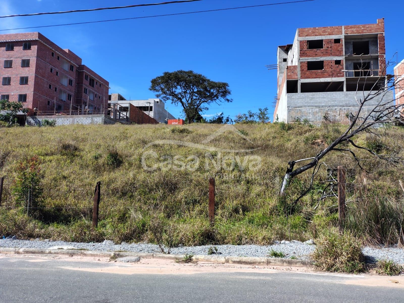 Lote a venda com 360m  no bairro Imperial em Barbacena - MG