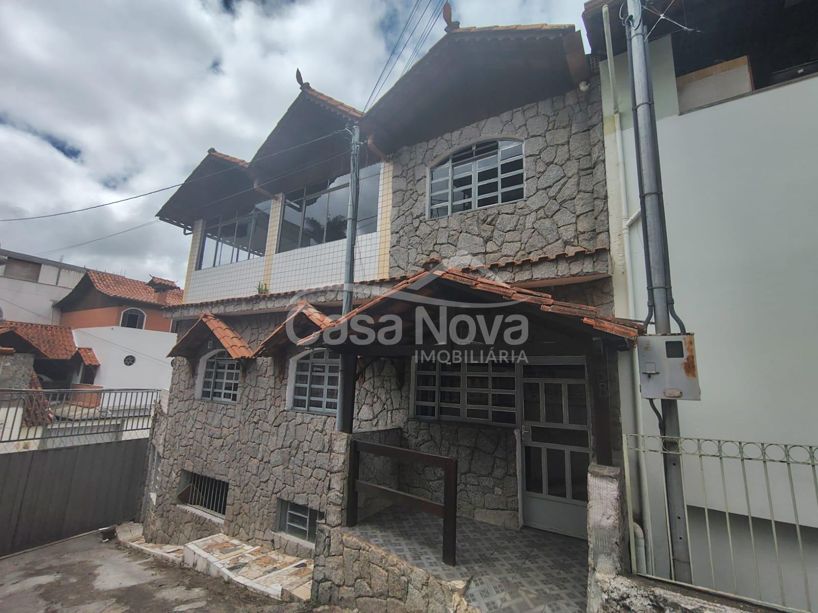 Casa a venda no bairro Caminho Novo em Barbacena - MG