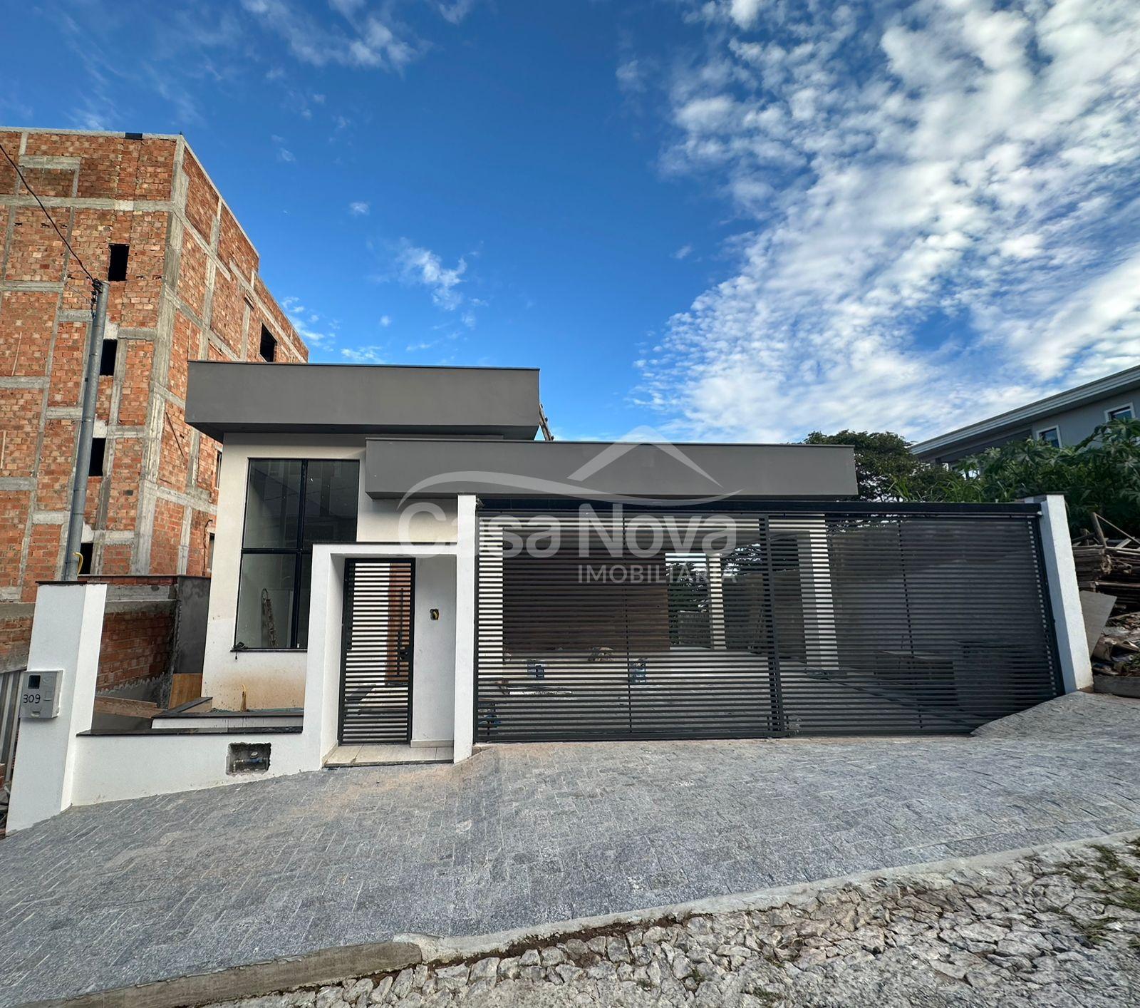 Casa em construção a venda no bairro Campo em Barbacena - MG