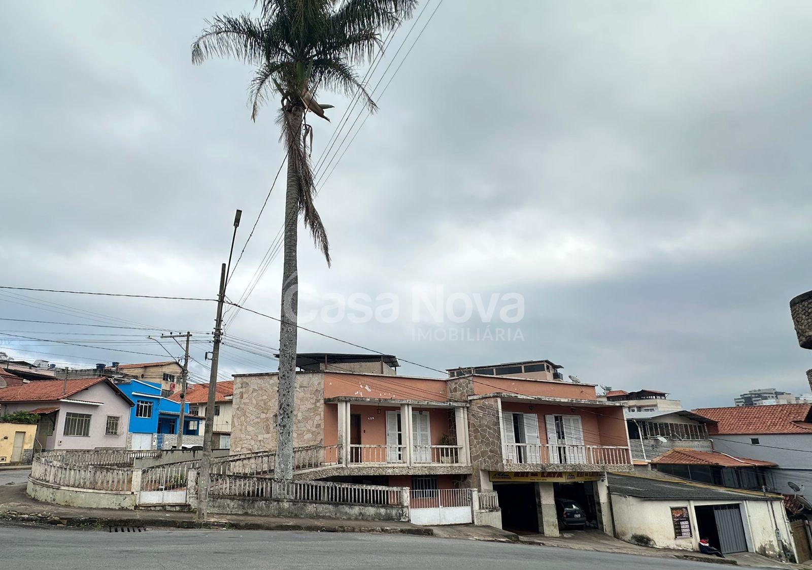Casa á venda no bairro São José em Barbacena - MG