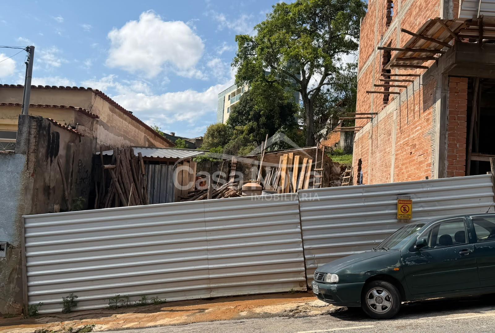 Lote a venda no bairro Centro em Barbacena - MG
