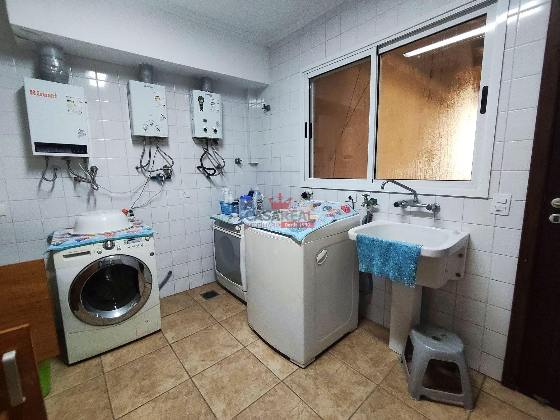 Casa, 4 quartos, 629 m² - Foto 24