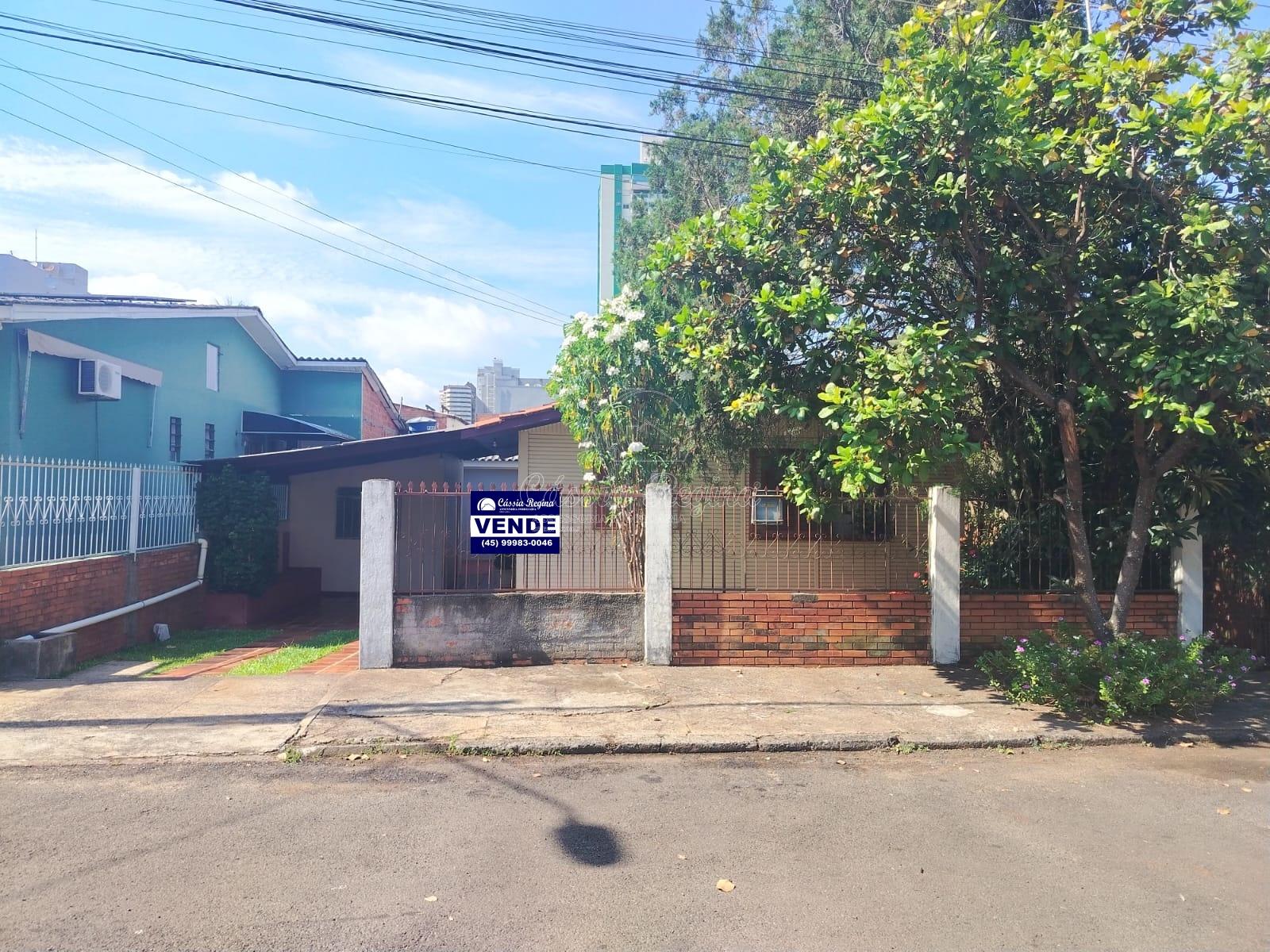 Terreno à venda com área de 300,33m2, Vila Maracanã, Centro
