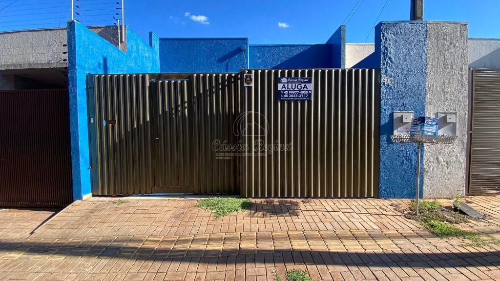 Casa à venda com 02 dormitórios na região do Jardim São Roque