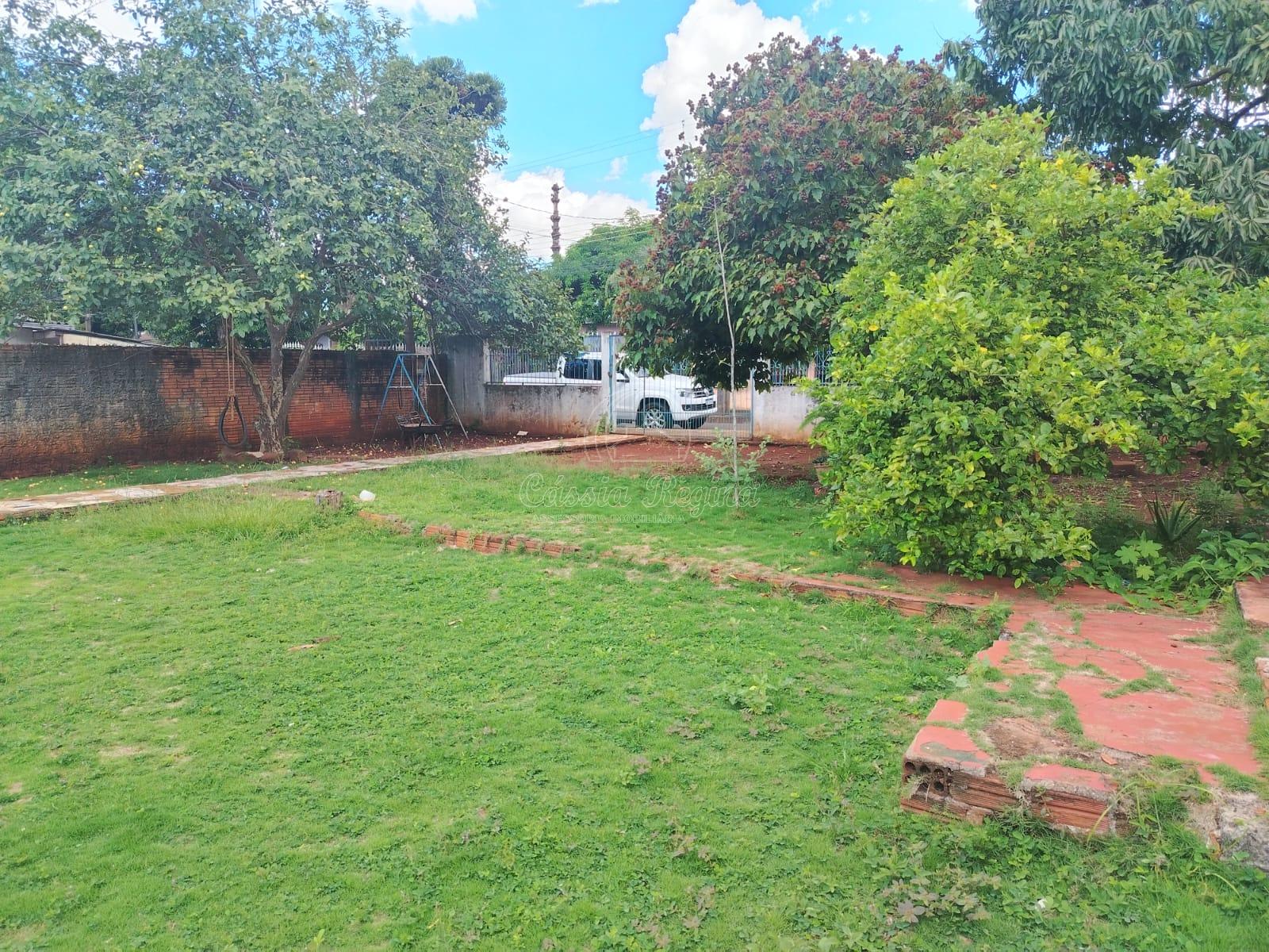 Casa à venda, com terreno de 422,93m2 na Vila C, Região Norte