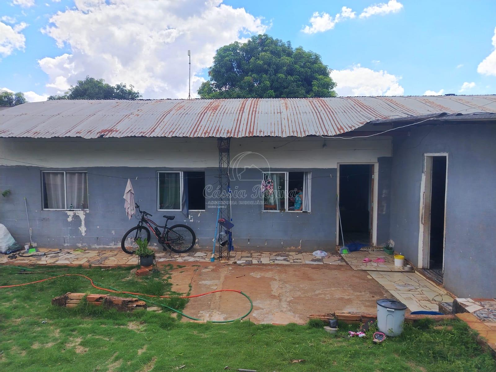 Casa à venda, com terreno de 422,93m2 na Vila C, Região Norte