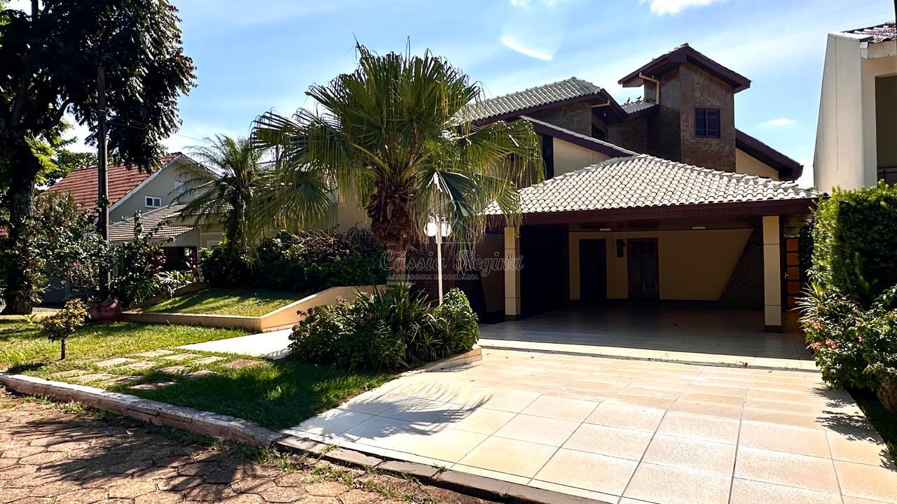 Casa com 05 dormitórios, no Condomínio Lago dos Cisnes, Jardim Ana Cristina