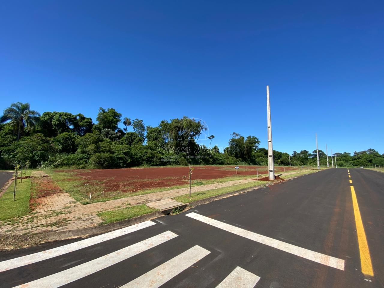 Terreno no Recanto do Lago Próximo Perimetral Avenida Cataratas